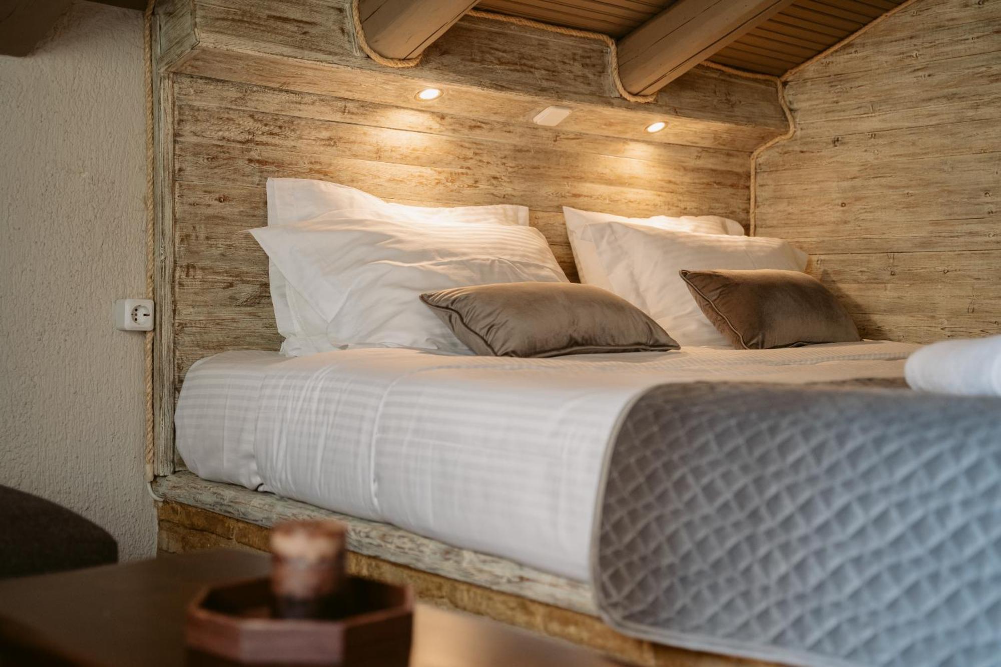 Afanos Guesthouse アラコバ 部屋 写真